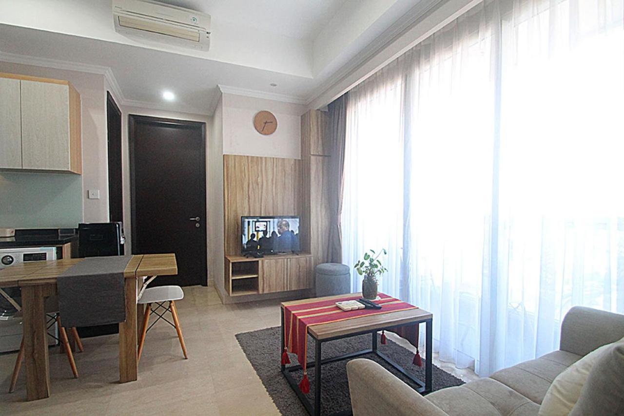 Apartemen Menteng Park By Aparian Jakarta Exterior photo