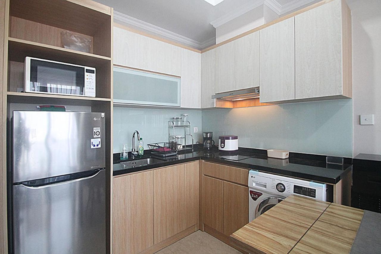 Apartemen Menteng Park By Aparian Jakarta Exterior photo